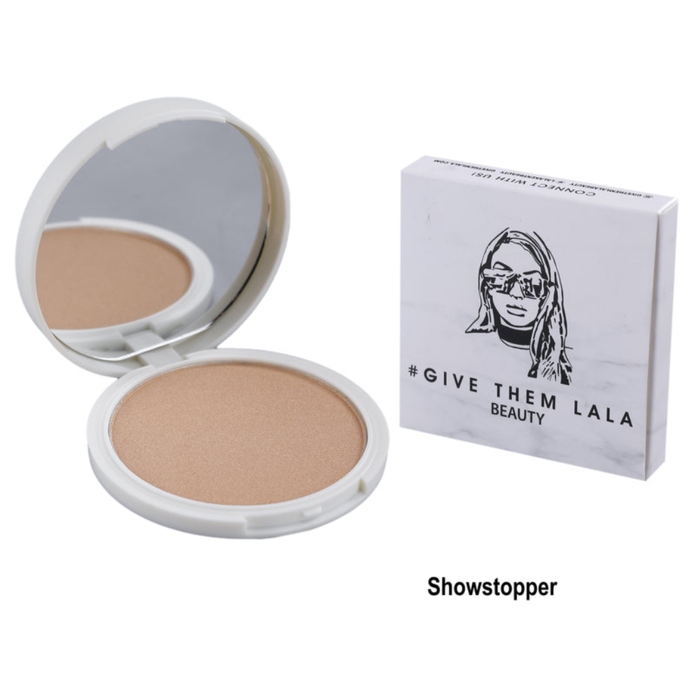 GIVE THEM LALA BEAUTY Pressed Highlighter in Showstopper